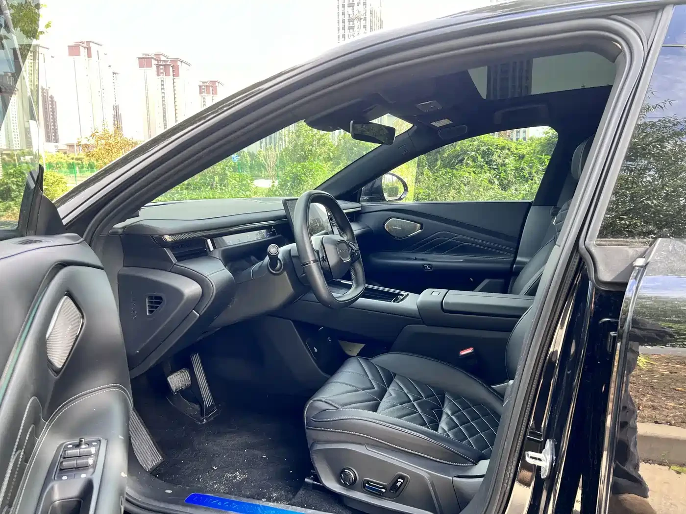 LynkCo 10 0 EM-P 2025 Facelift 240 AWD Ultra | Mobile.bg � ����������� 10