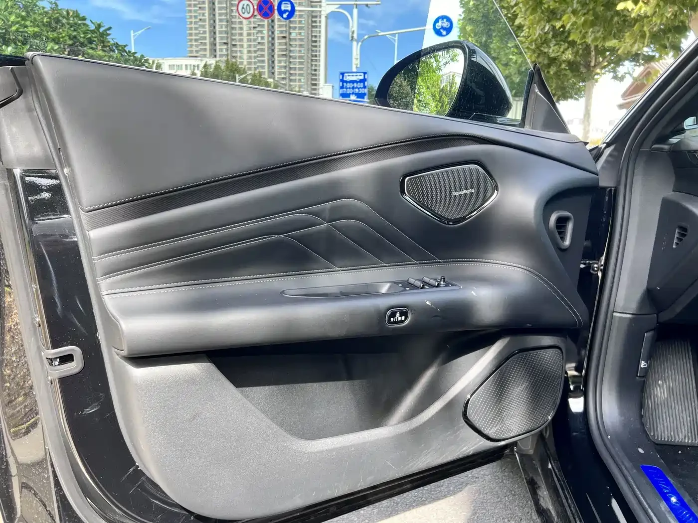 LynkCo 10 0 EM-P 2025 Facelift 240 AWD Ultra | Mobile.bg � ����������� 6