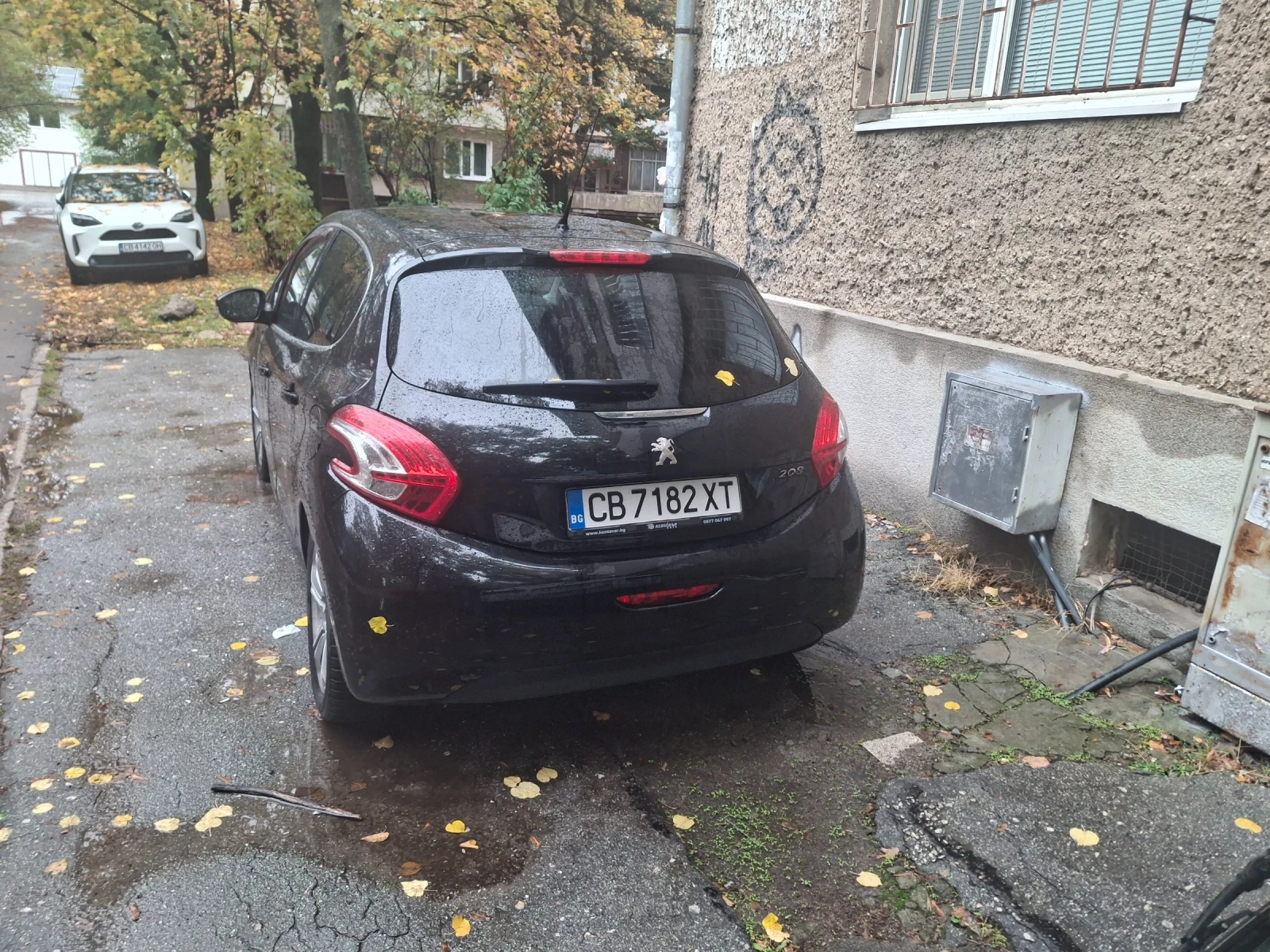 Peugeot 208, снимка 2 - Автомобили и джипове - 56737169