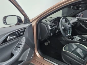 Infiniti Q30 2.0 270920 Automatic, снимка 5