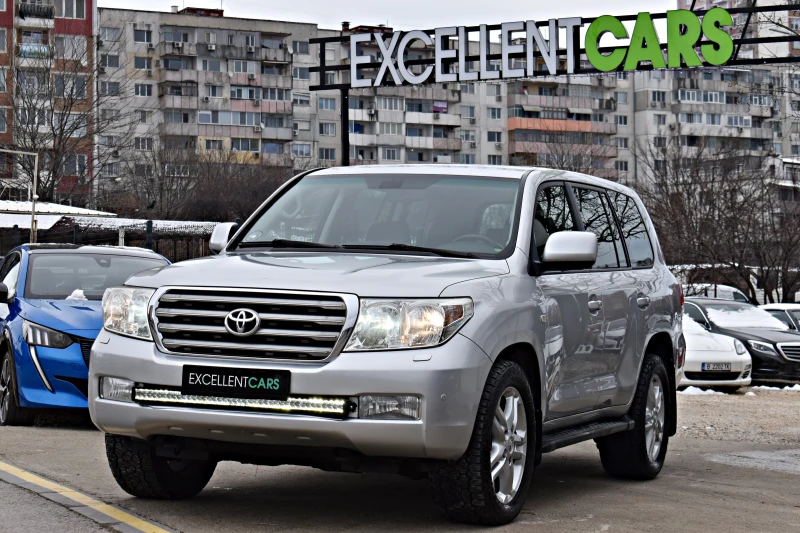 Toyota Land cruiser 200* 4.5D4D* ALL-TERRAIN* 6+ 1, снимка 1 - Автомобили и джипове - 48666392