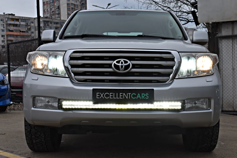 Toyota Land cruiser 200* 4.5D4D* ALL-TERRAIN* 6+ 1, снимка 6 - Автомобили и джипове - 48666392