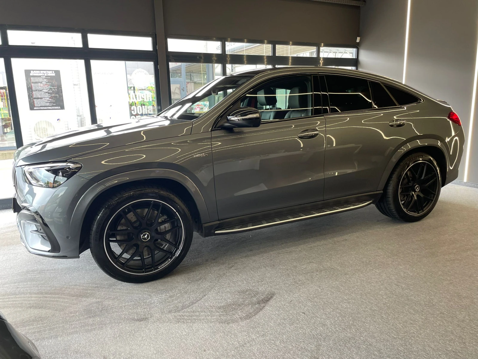 Mercedes-Benz GLE 53 4MATIC AMG/4M+ Coupé /PANO/BURM/FULL/ - изображение 3