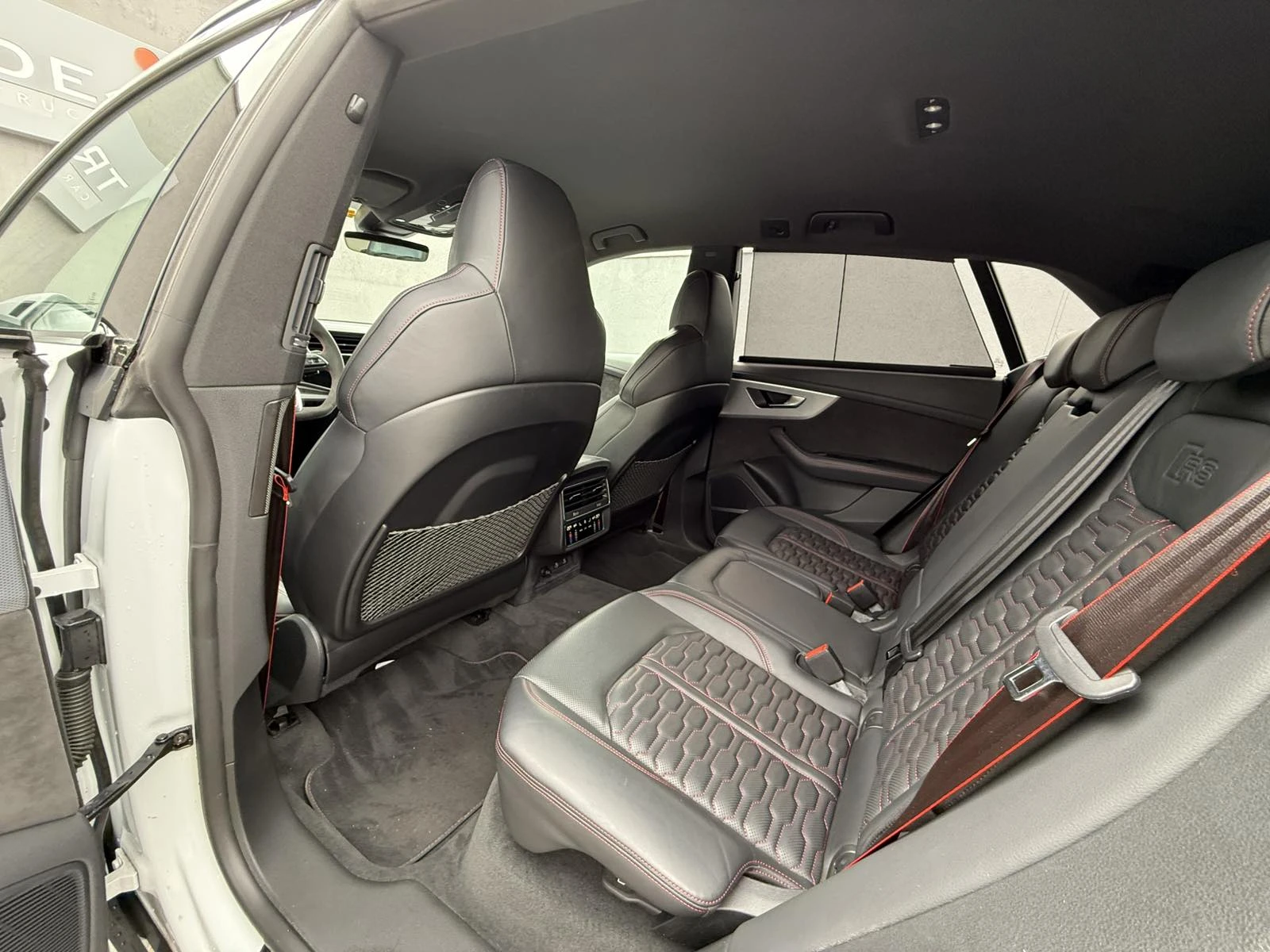 Audi RSQ8   | Mobile.bg   16