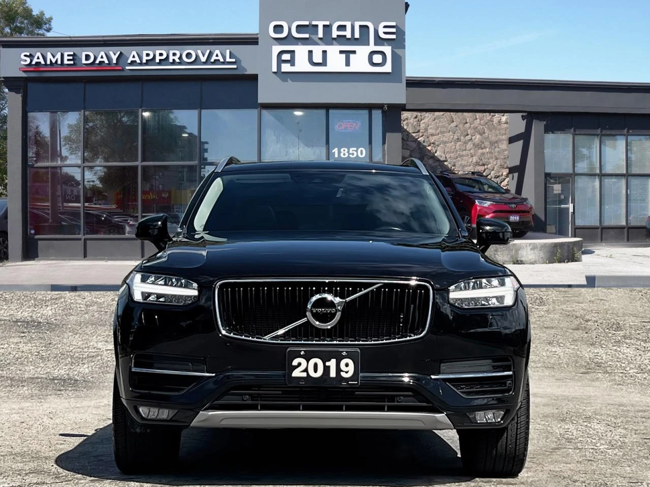 Volvo Xc90 T6 AWD / MOMENTUM / 7 SEATS / PANO - изображение 2