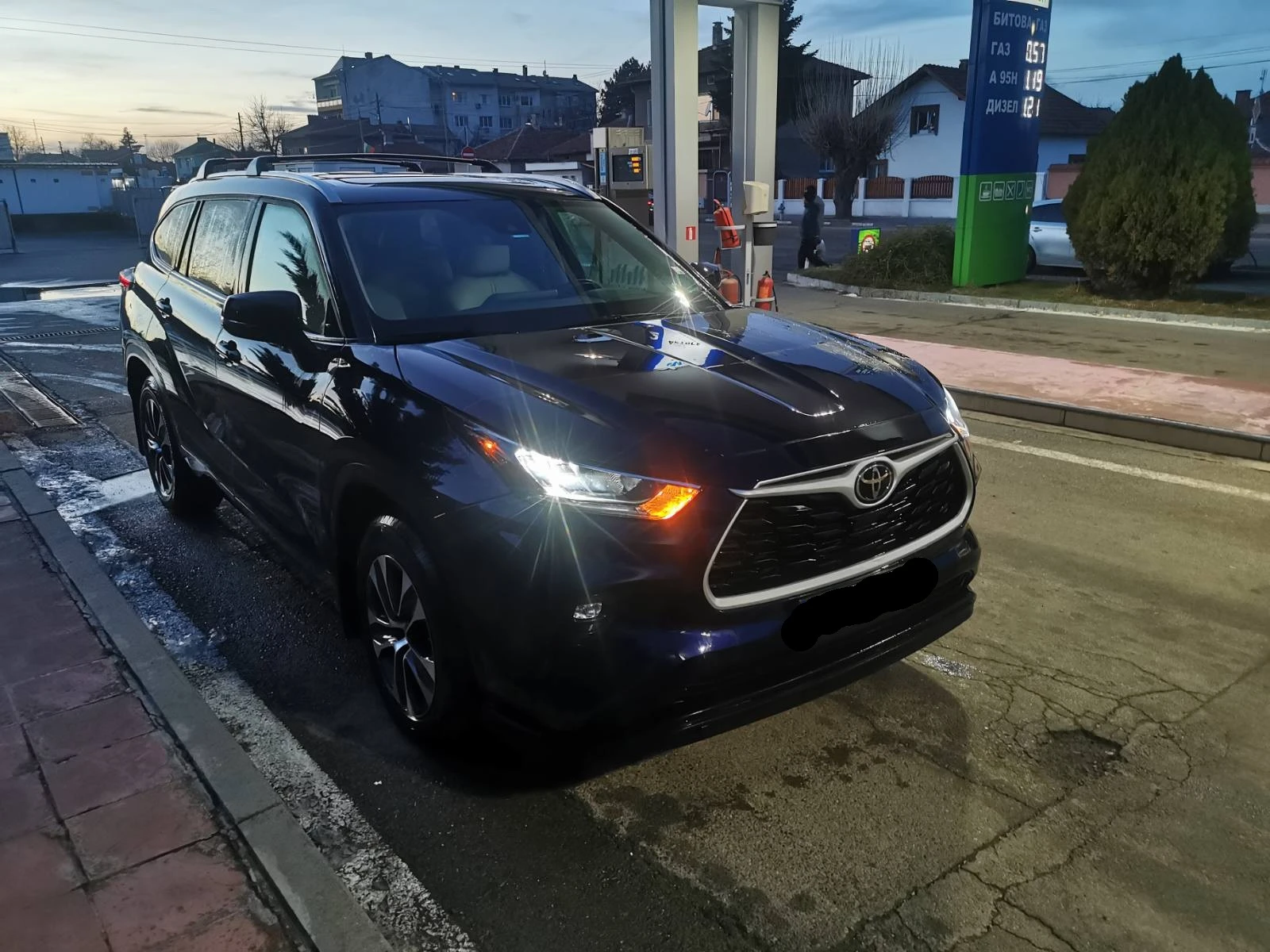 Toyota Highlander XLE - изображение 2