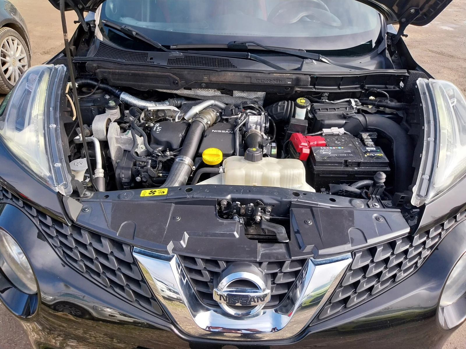 Nissan Juke 1.5 DCI, снимка 17 - Автомобили и джипове - 54075675