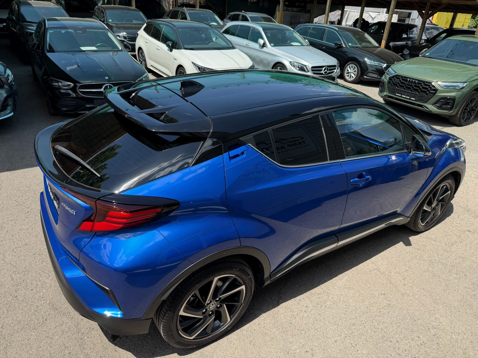 Toyota C-HR 1.8I* СЕРВИЗНА КНИЖКА* ПЪЛНА  ИСТОРИЯ В ТОЙОТА, снимка 5 - Автомобили и джипове - 54701141