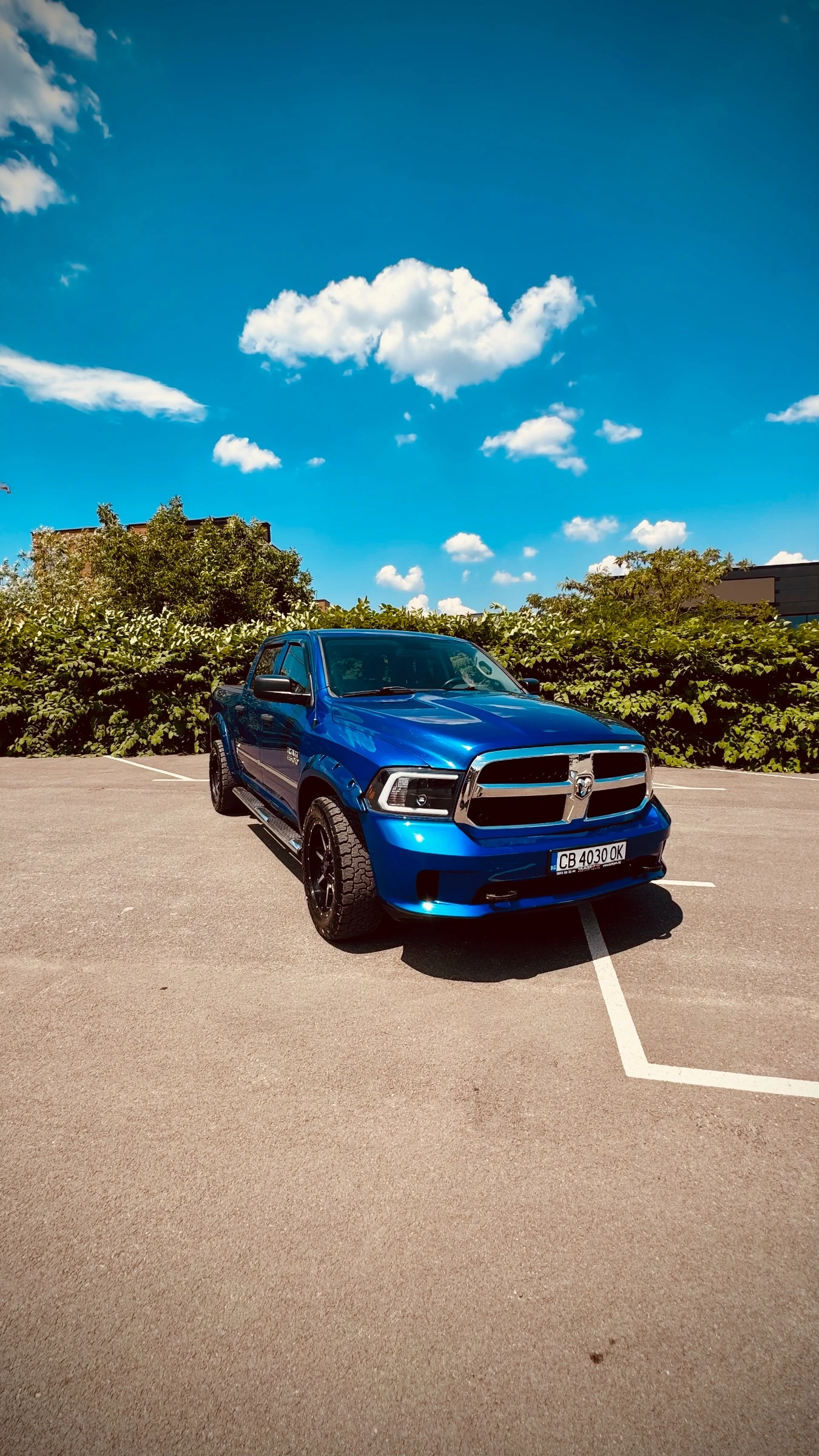 Dodge RAM 1500 Crew Cab, снимка 3 - Автомобили и джипове - 55162222