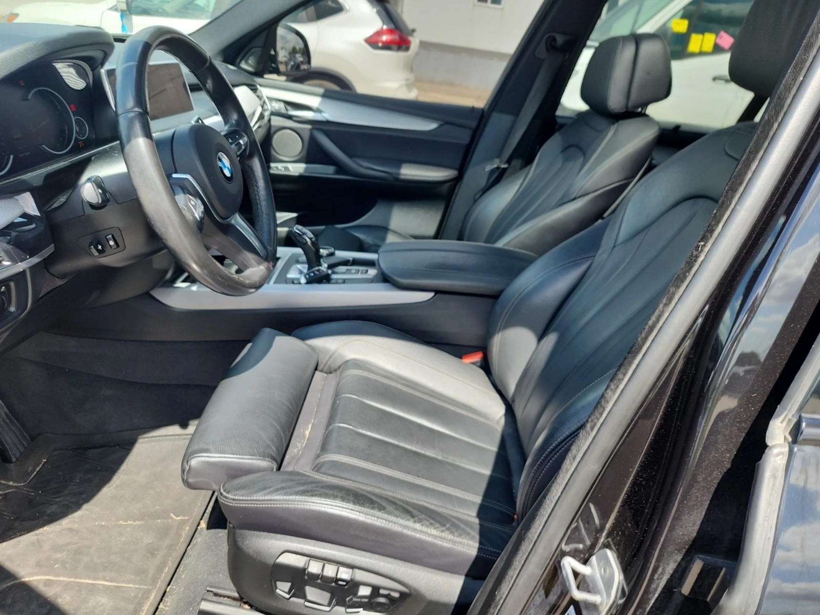 BMW X5 35i * M ПАКЕТ * HEAD UP * HK * СЕРВИЗНА ИСТОРИЯ * , снимка 6 - Автомобили и джипове - 55254153