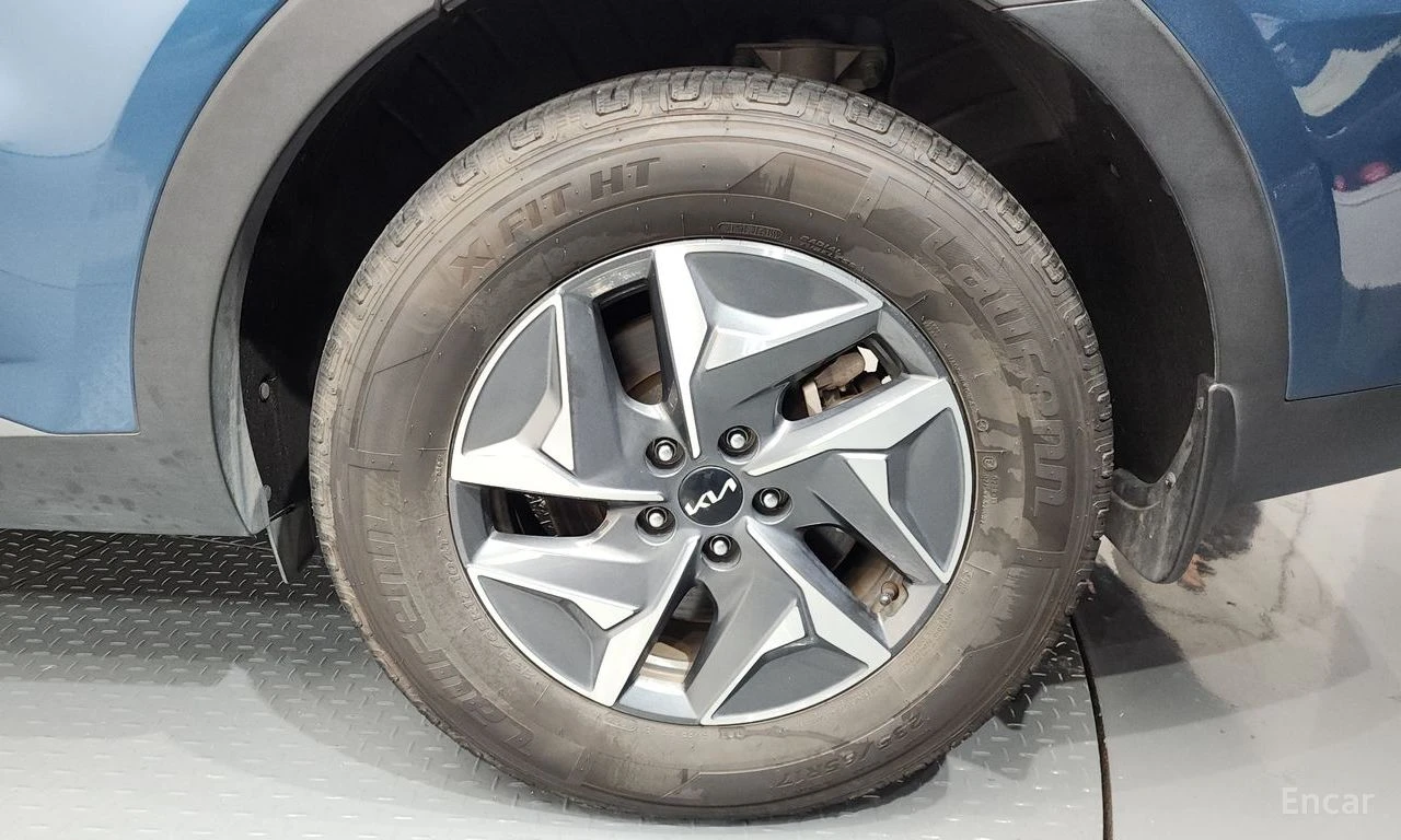 Kia Sorento 1.6 Hybrid Prestige* ПОДГРЕВ* ОБДУХВАНЕ* , снимка 5 - Автомобили и джипове - 55318785