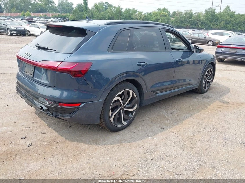Audi Q8 E-Tron Premium Plus Quattro, снимка 4 - Автомобили и джипове - 55534860