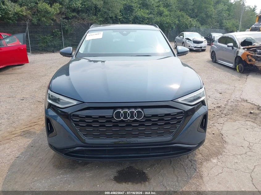 Audi Q8 E-Tron Premium Plus Quattro, снимка 12 - Автомобили и джипове - 55534860