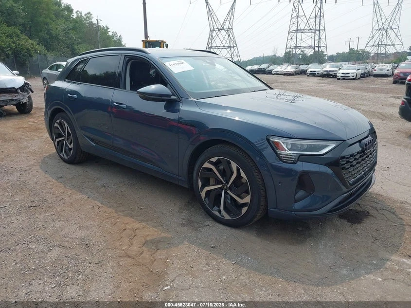 Audi Q8 E-Tron Premium Plus Quattro