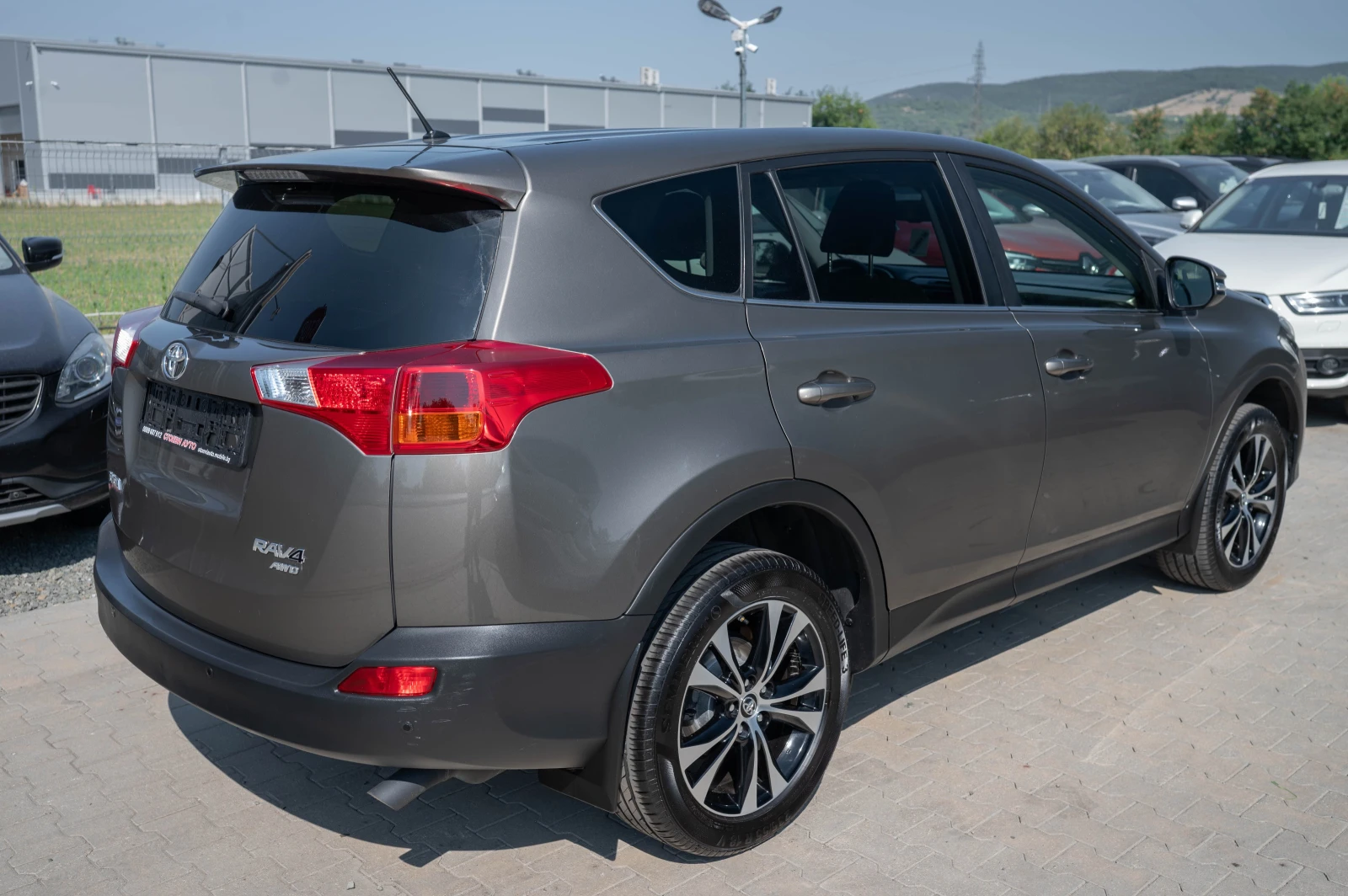 Toyota Rav4 2.2* 150кс* LED* 2014г* 4х4, снимка 6 - Автомобили и джипове - 55574857