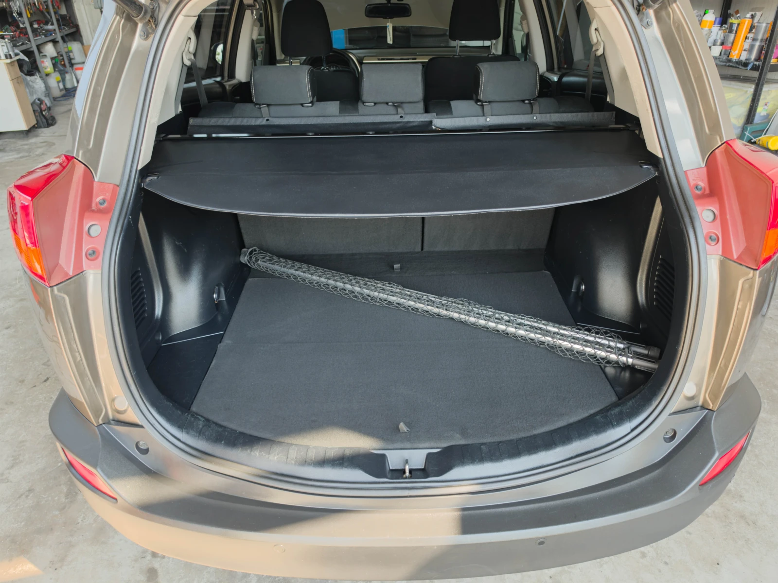 Toyota Rav4 2.2* 150кс* LED* 2014г* 4х4, снимка 9 - Автомобили и джипове - 55574857