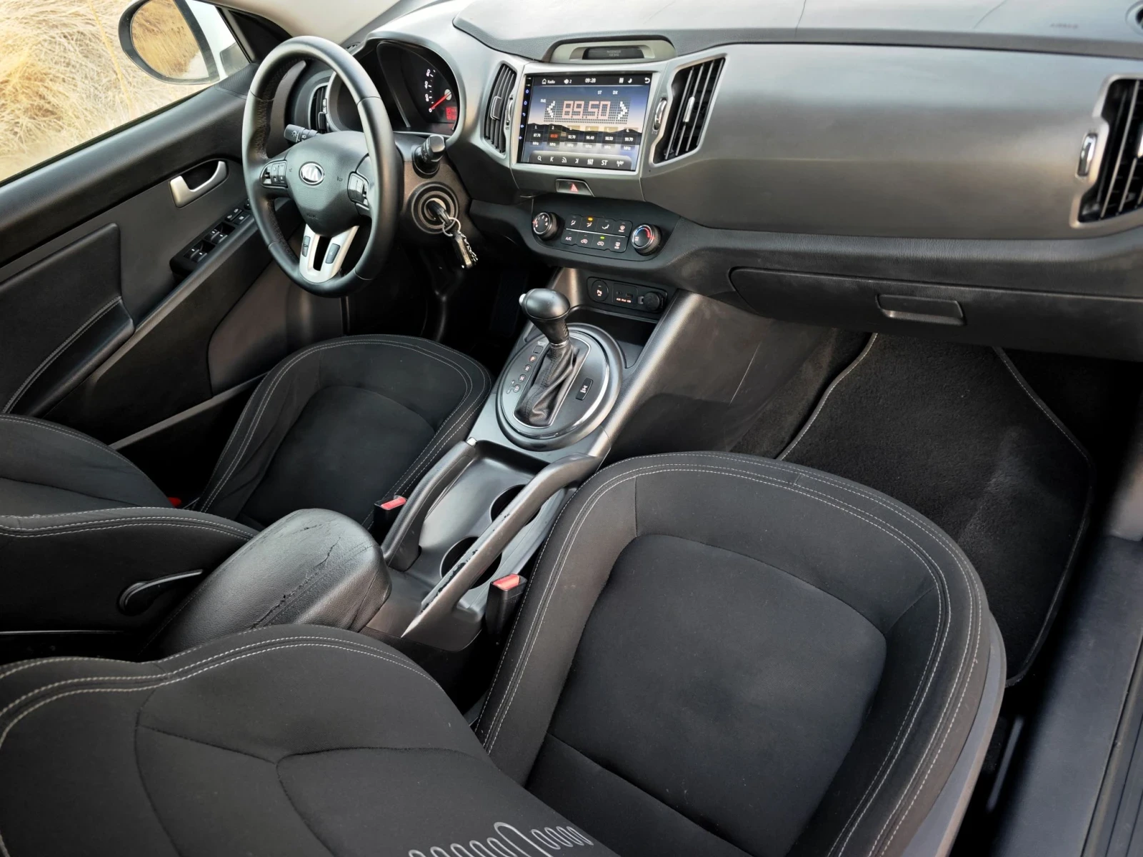 Kia Sportage * 4х4* Avtomat* Navi* , снимка 14 - Автомобили и джипове - 56299867