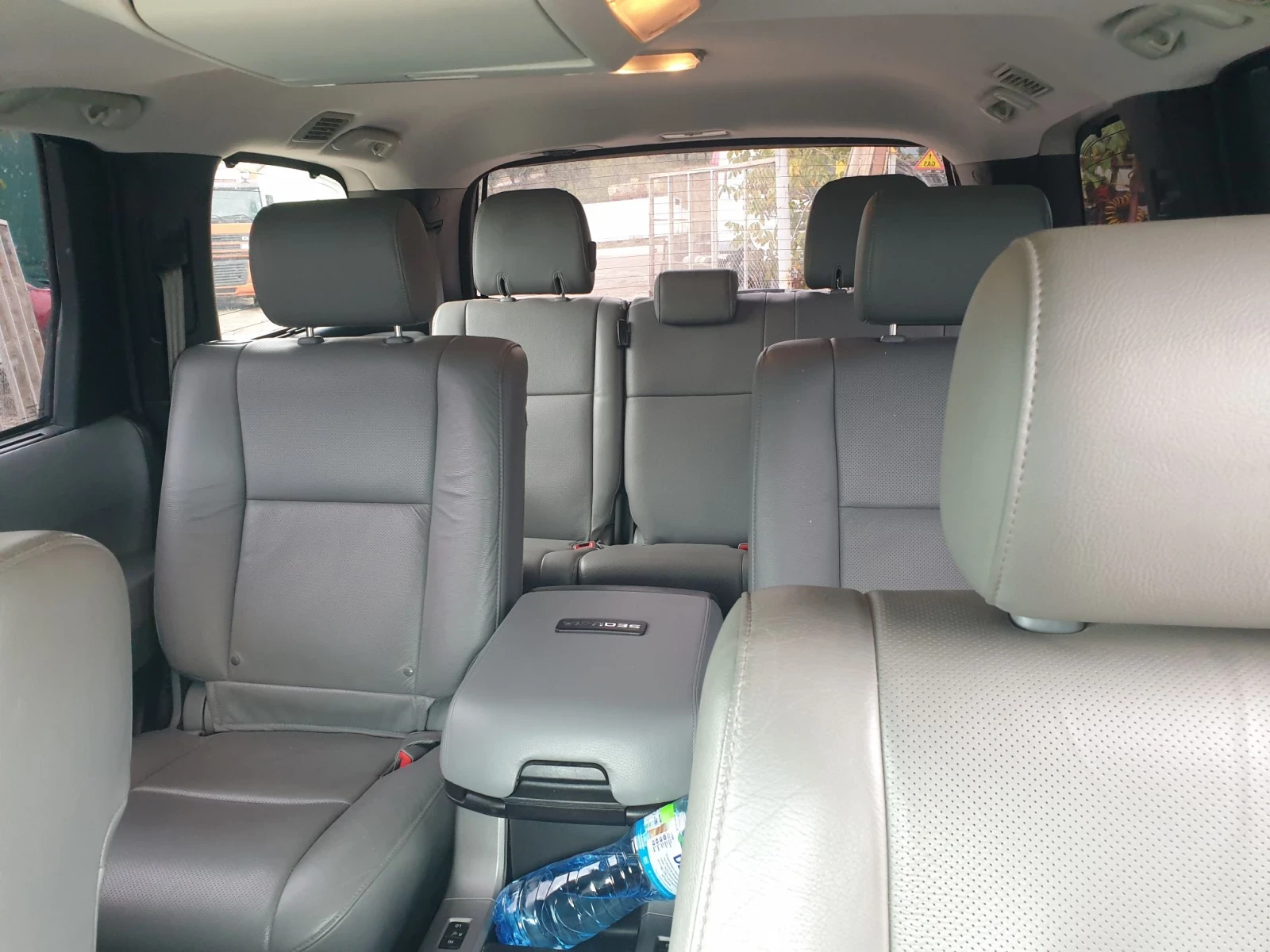 Toyota Sequoia 5.7 PLATINUM, снимка 11 - Автомобили и джипове - 56543218