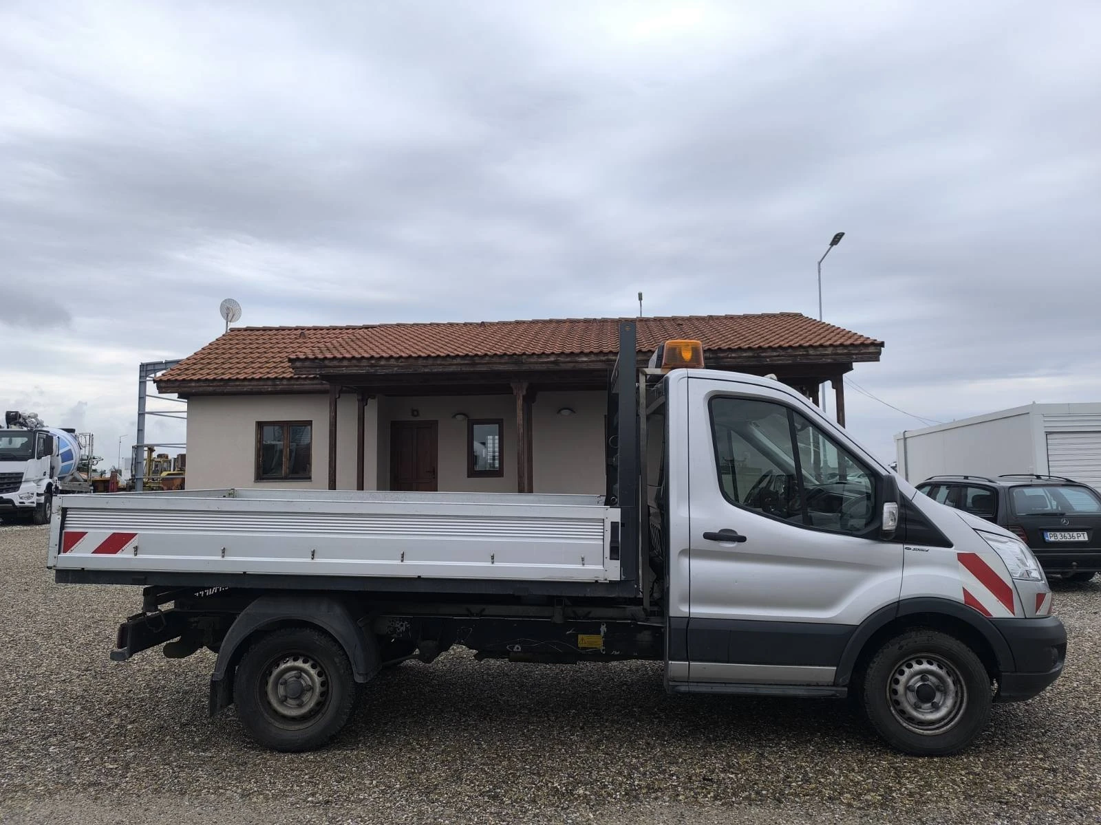 Ford Transit 2.2D САМОСВАЛ - изображение 8