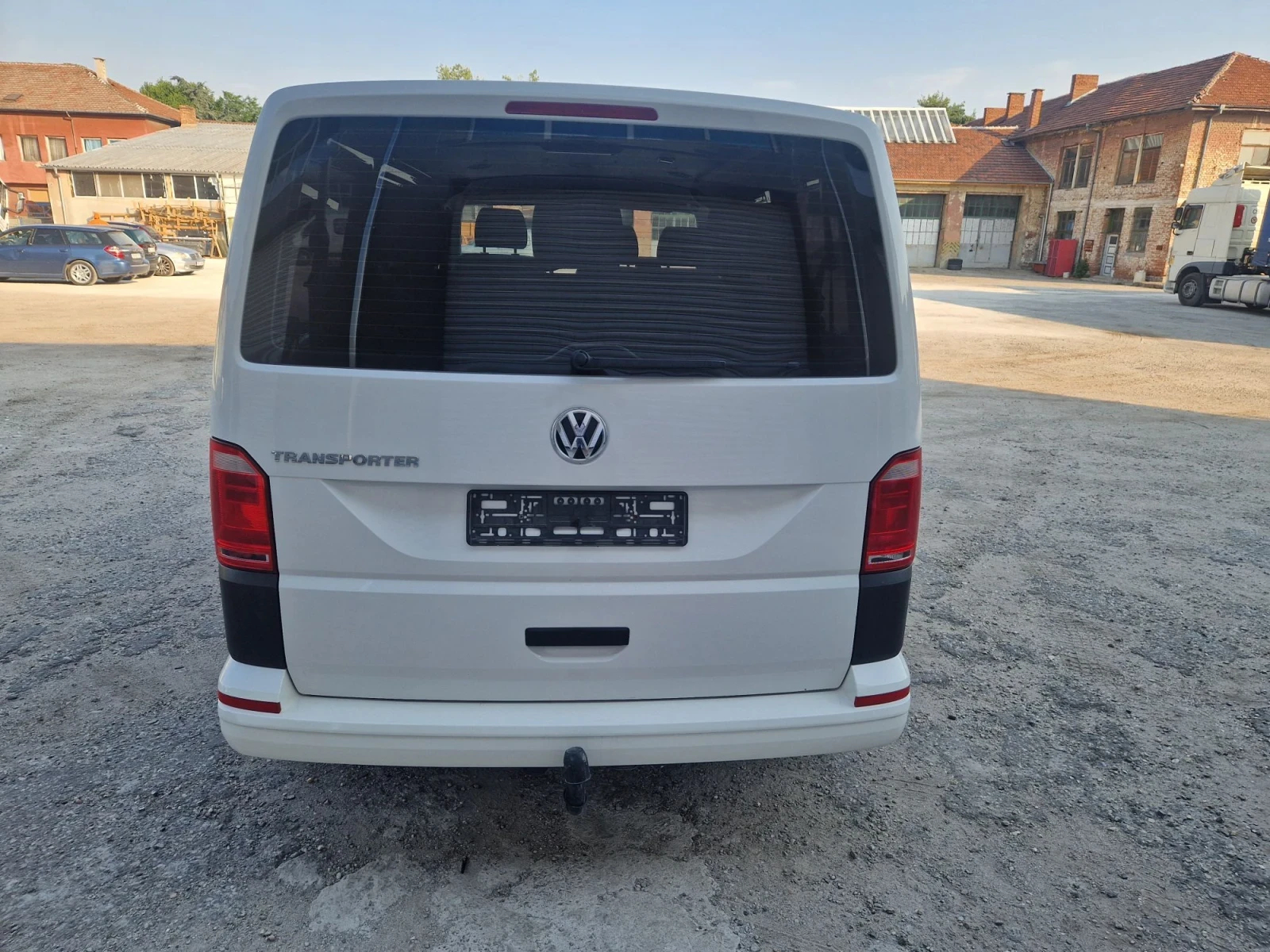 VW T6 Multivan , снимка 3 - Бусове и автобуси - 55544516