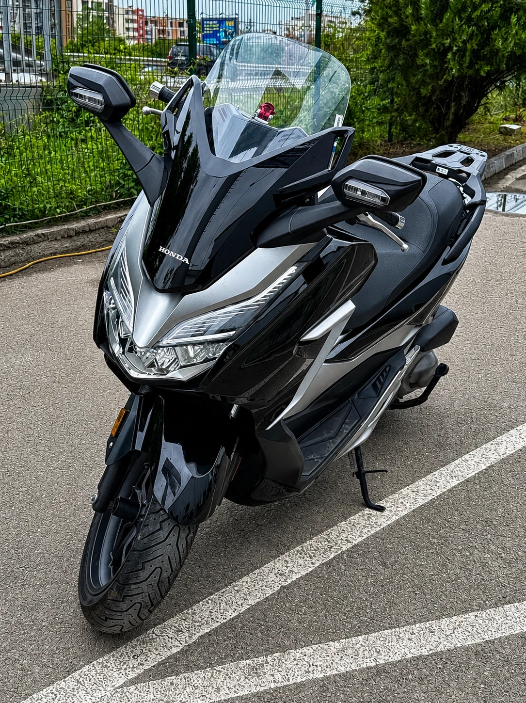 Honda Forza 300