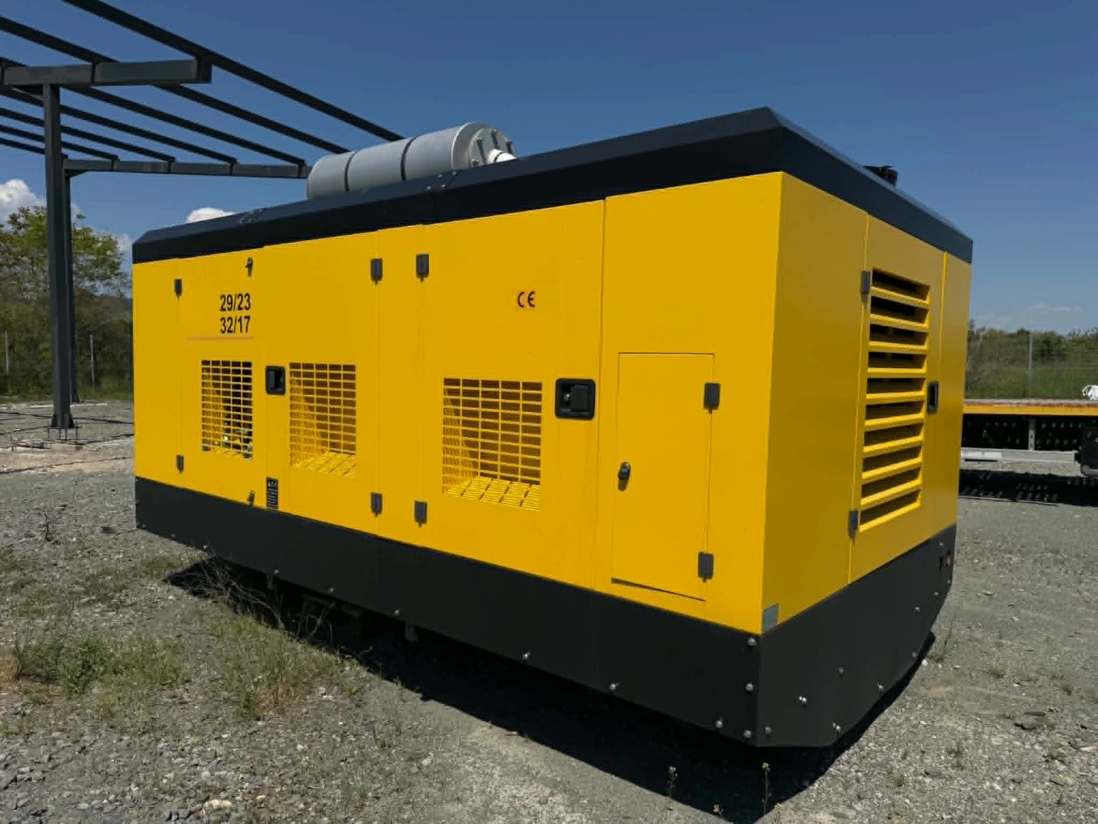 Компресори Atlas Copco 32м2/23бара 400к.с. 