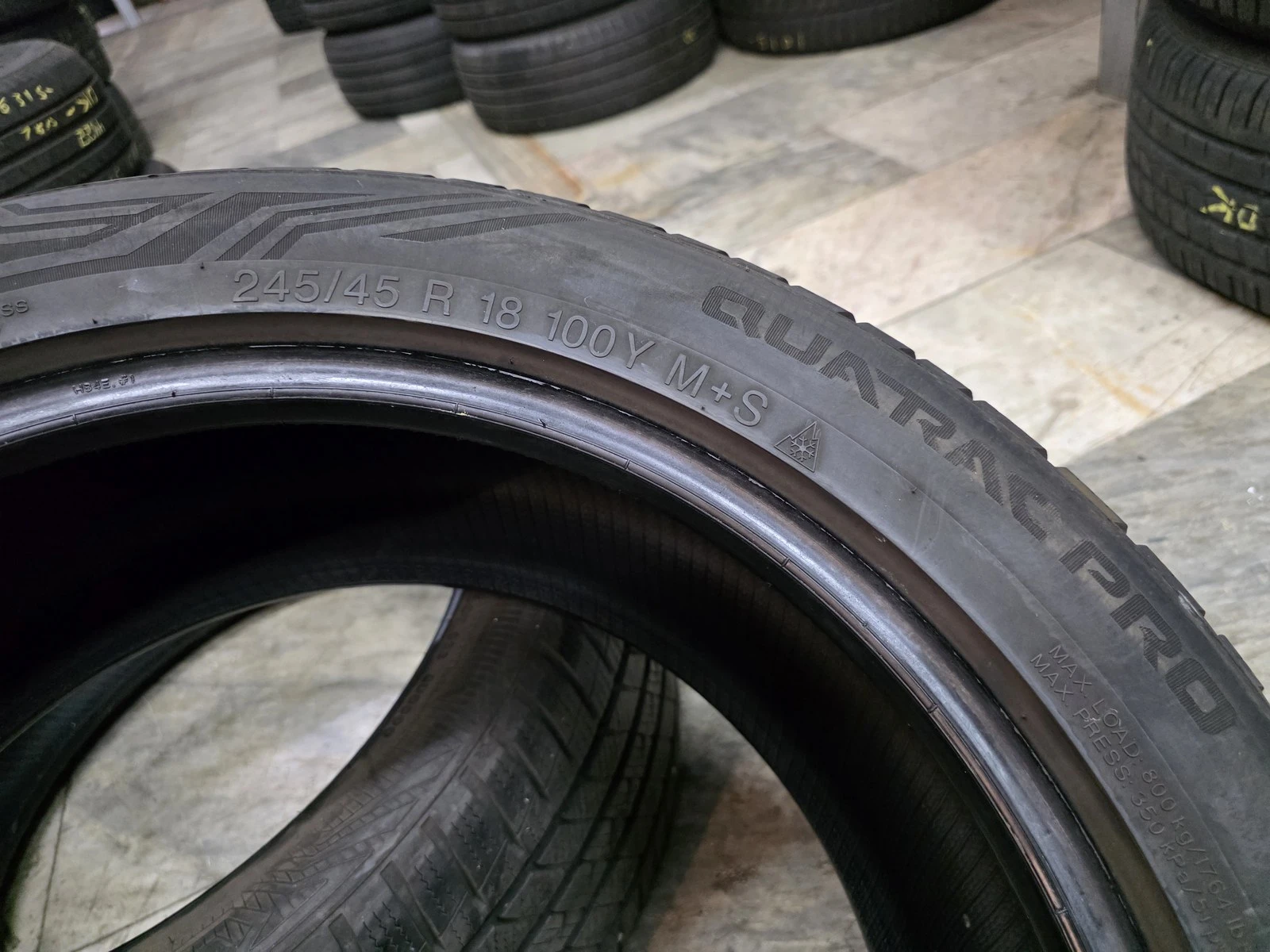 Гуми Всесезонни 245/45R18, снимка 8 - Гуми и джанти - 56724964