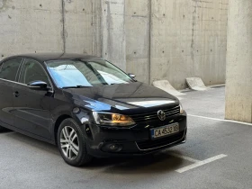 VW Jetta 1.6 TDI Highline DSG, снимка 2
