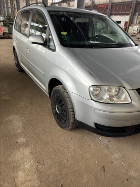 VW Touran - 2100 € / 4107.24 лв. - 82604140 2
