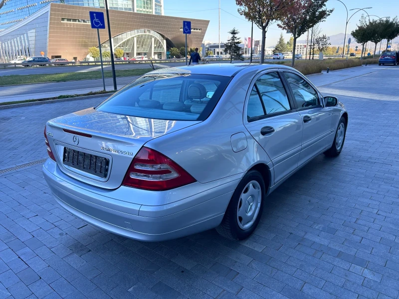 Mercedes-Benz C 200 KOMPRESSOR/AUT/КОЖА, снимка 4 - Автомобили и джипове - 47688533