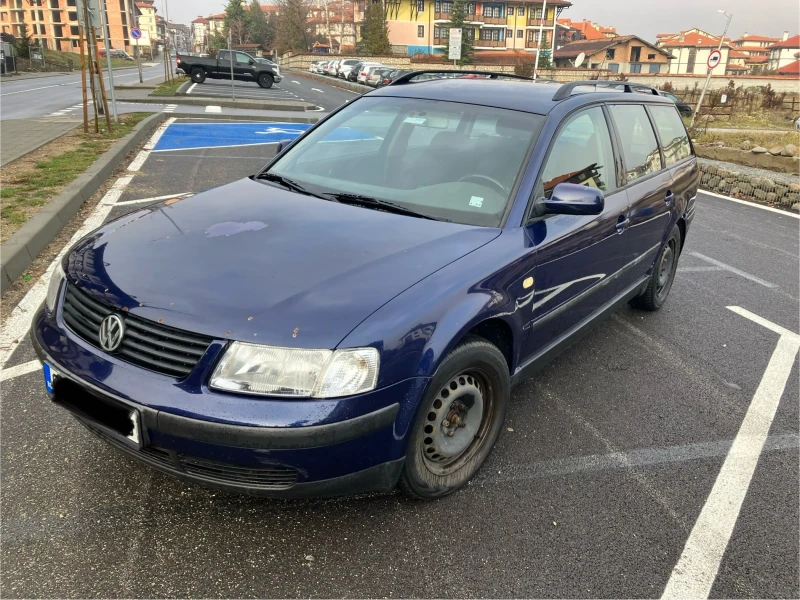 VW Passat, снимка 1 - Автомобили и джипове - 48280438