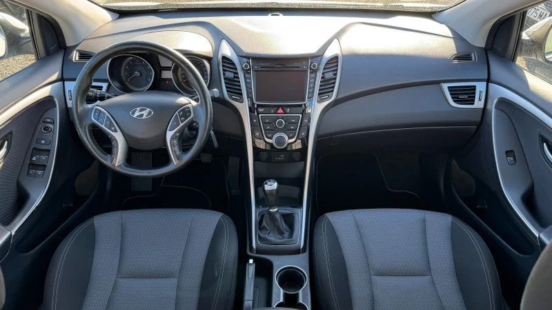 Hyundai I30 1.4i Внос ШВЕЙЦАРИЯ!PDC, LED, TEL, 6ск., Navi, снимка 12 - Автомобили и джипове - 48365481