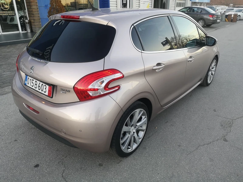 Peugeot 208 1.6 E HDI LED-NAVI, снимка 3 - Автомобили и джипове - 48384763