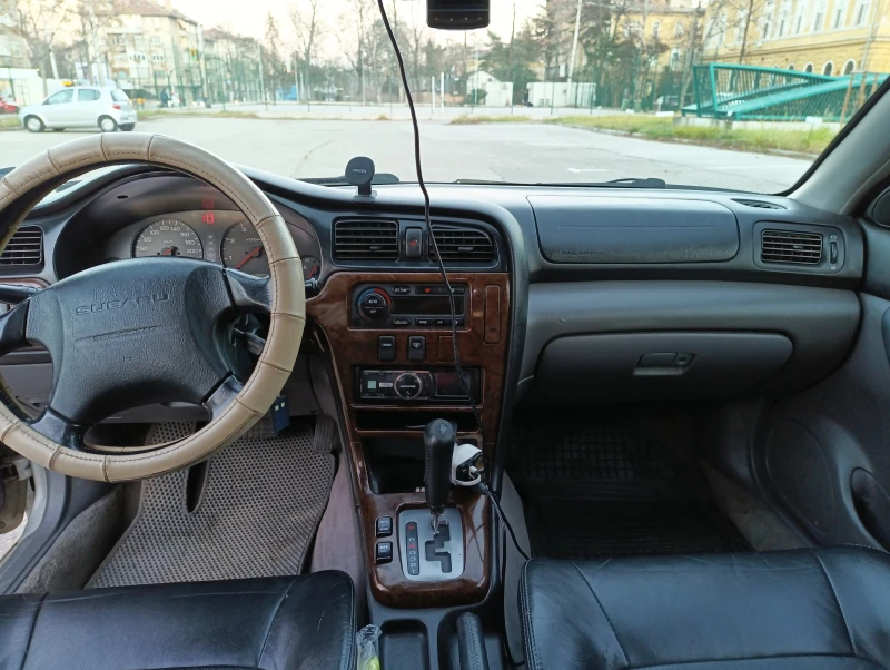 Subaru Legacy, снимка 7 - Автомобили и джипове - 48396151