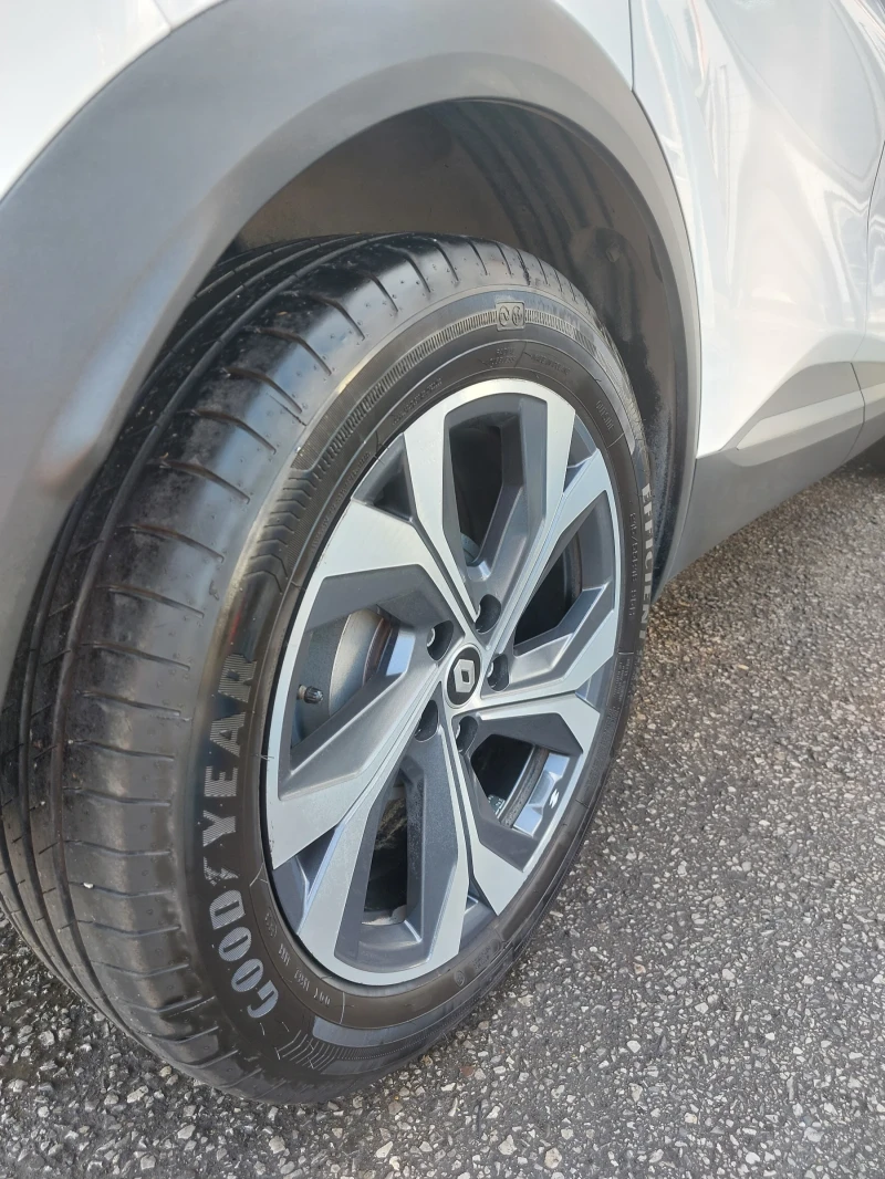 Renault Captur TCe 160 EDC7 R.S Line, снимка 17 - Автомобили и джипове - 52555387