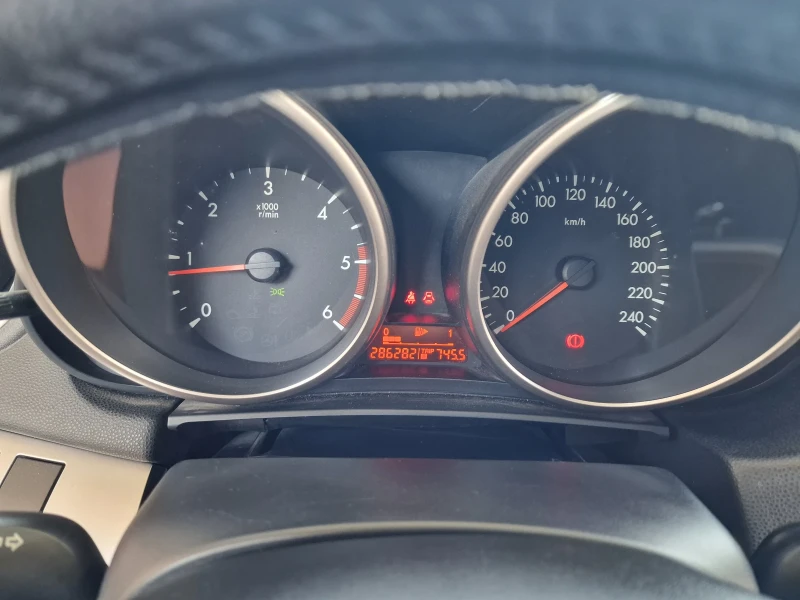 Mazda 3, снимка 2 - Автомобили и джипове - 52451603