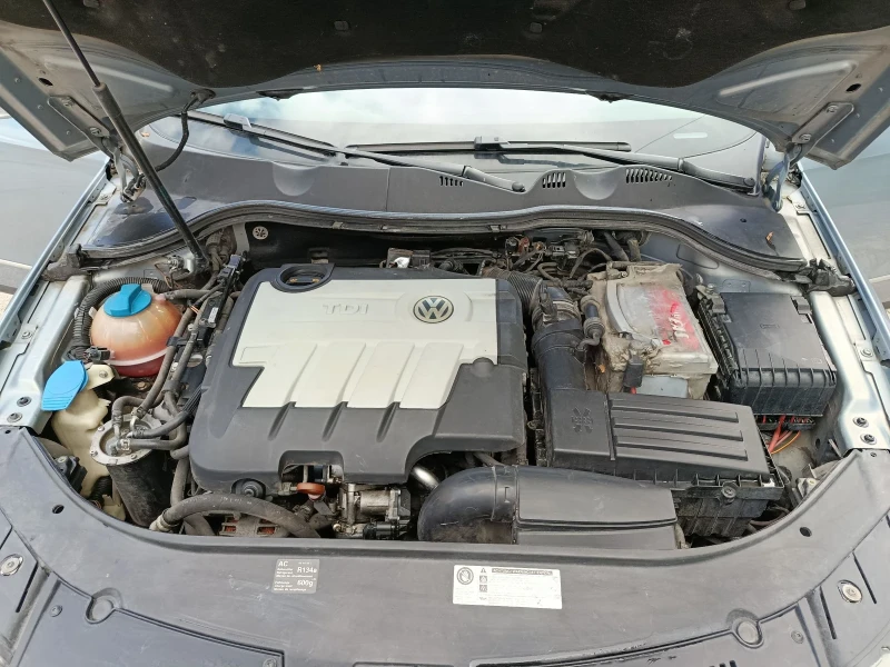 VW Passat 2.0 TDI CR 140hp Euro 5, снимка 12 - Автомобили и джипове - 52233997