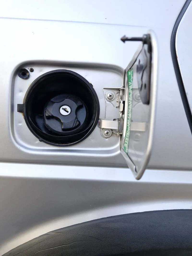 VW Golf 1.8 98 к.с. syncro, климатик, ABS, снимка 11 - Автомобили и джипове - 52283728