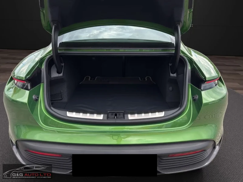 Porsche Taycan TurboS/761HP/360/4X4/ЗАВИВАЩ-З.МОСТ/821v, снимка 6 - Автомобили и джипове - 52415475