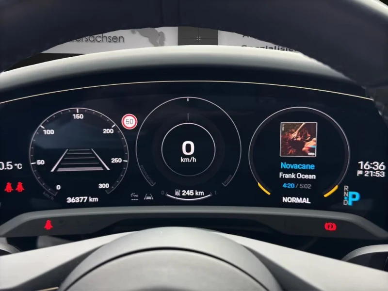 Porsche Taycan TurboS/761HP/360/4X4/ЗАВИВАЩ-З.МОСТ/821v, снимка 14 - Автомобили и джипове - 52415475