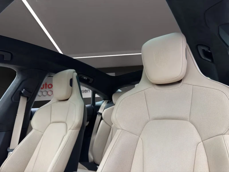 Porsche Taycan TurboS/761HP/360/4X4/ЗАВИВАЩ-З.МОСТ/821v, снимка 10 - Автомобили и джипове - 52415475