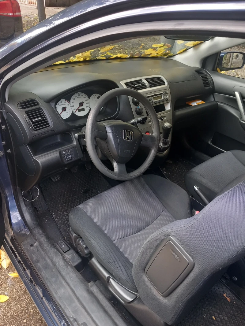 Honda Civic 1, 7 DTI, снимка 3 - Автомобили и джипове - 52815928