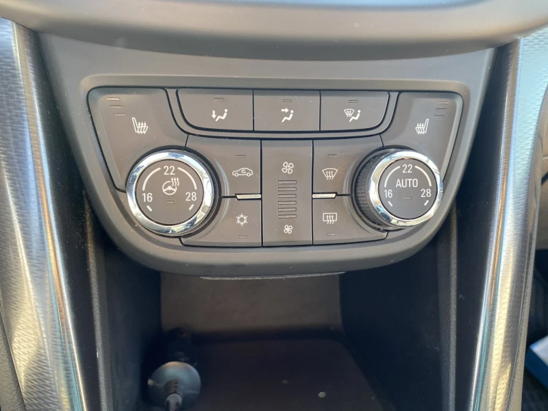 Opel Zafira 2.0d automatic, снимка 6 - Автомобили и джипове - 52856304