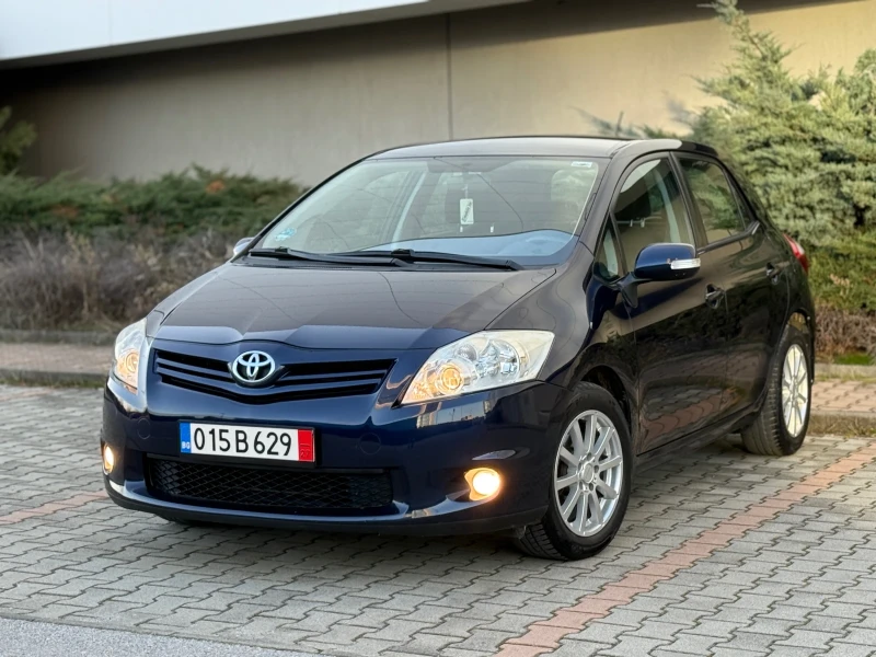 Toyota Auris 1.6i-132К.С. ФЕЙСЛИФТ НАВИГАЦИЯ КАМЕРА ОТЛИЧНА