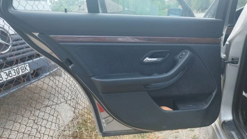 BMW 520, снимка 9 - Автомобили и джипове - 53176085