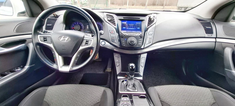 Hyundai I40 Седан, снимка 5 - Автомобили и джипове - 53427860