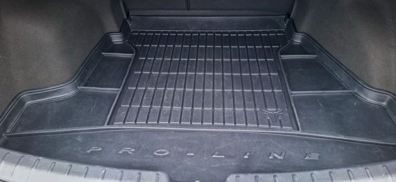 Hyundai I40 Седан, снимка 10 - Автомобили и джипове - 53427860