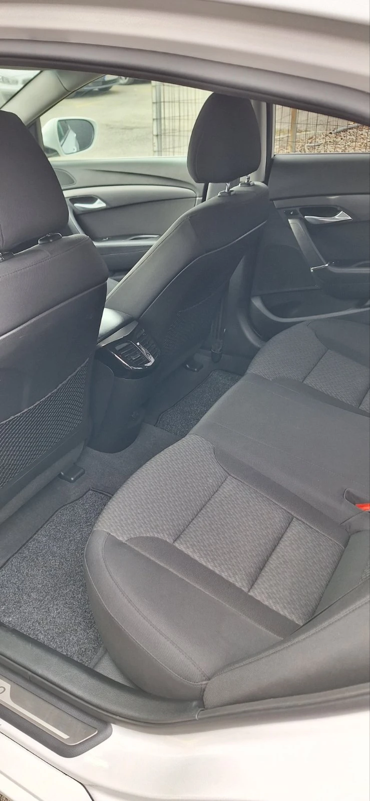 Hyundai I40 Седан, снимка 8 - Автомобили и джипове - 53427860