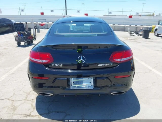 Mercedes-Benz C 300 * AMG* КОЖА* ПОДГРЕВ* ПАНОРАМА* BURMESTER* , снимка 14 - Автомобили и джипове - 55077988