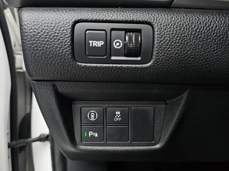 Honda Accord 10Th Generation 1.5 Turbo, снимка 13 - Автомобили и джипове - 55699619